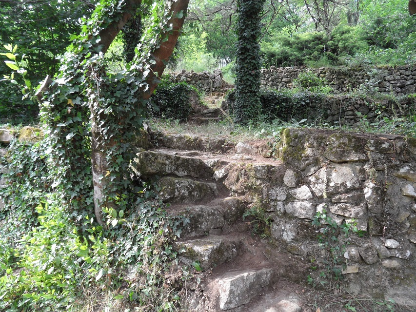 escalier direction barbecue