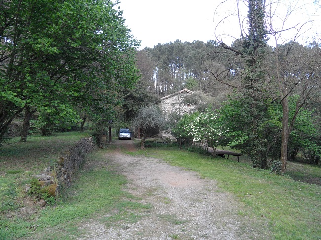 En arrivant à la maison